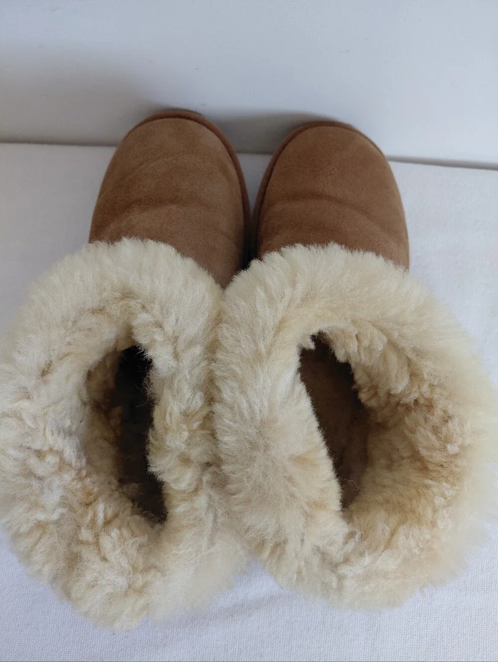 Ugg Classic Short Boot Size 8